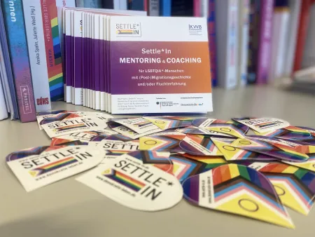Flyer und Projektmaterial zum Projekt Settle\*In
